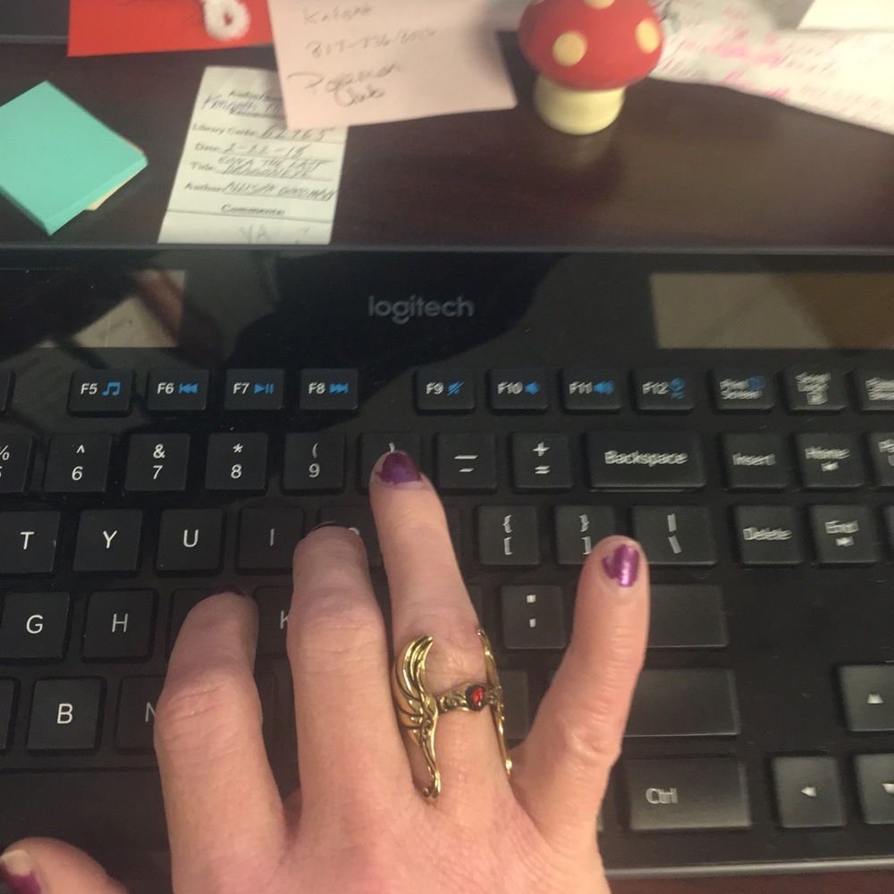 Meet your Posher, Rhiannon